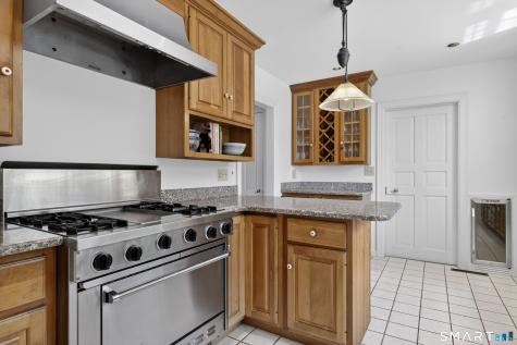 32 Money Point Road Stonington CT 06355