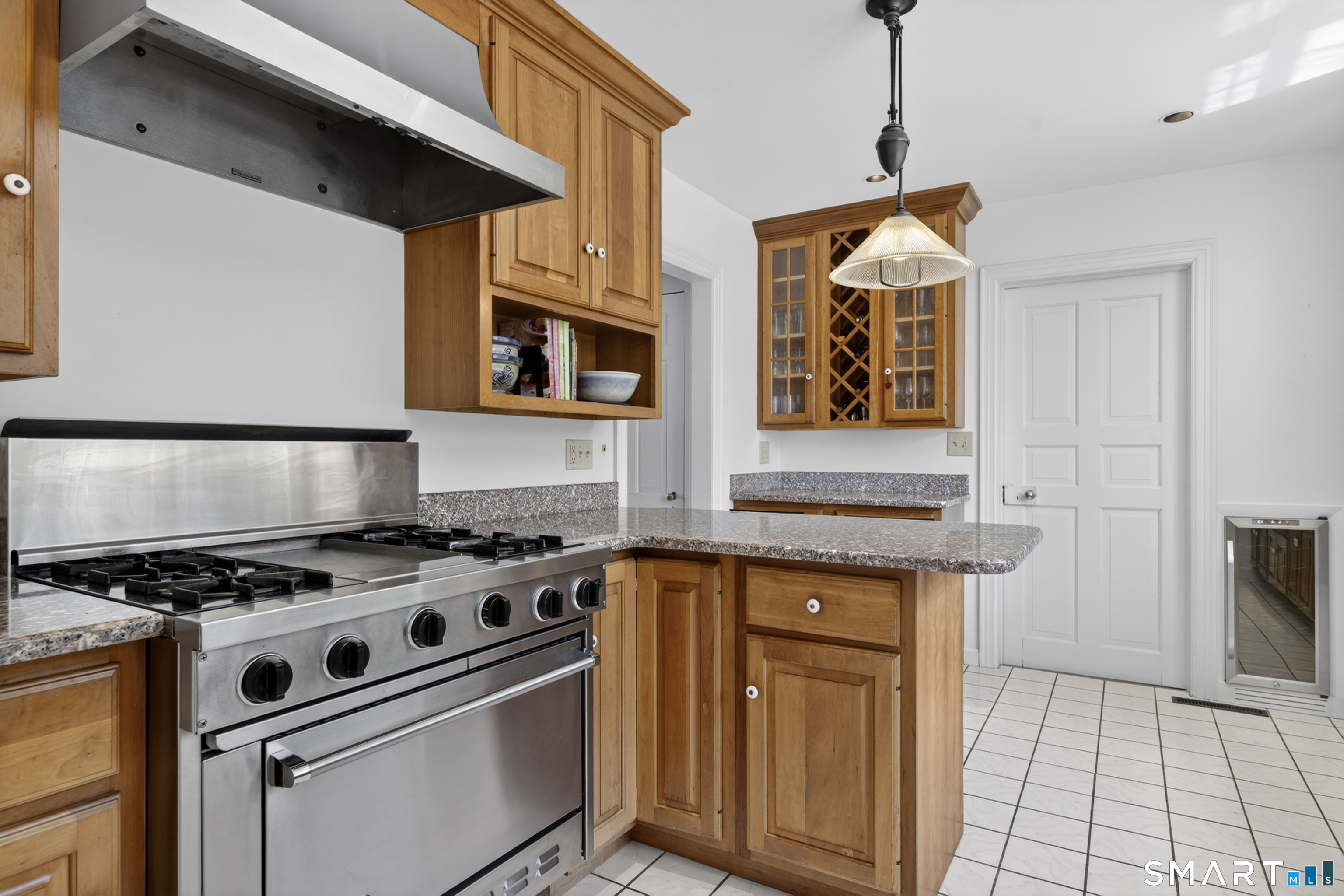 32 Money Point Road Stonington CT 06355