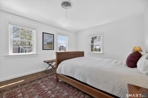 32 Money Point Road Stonington CT 06355