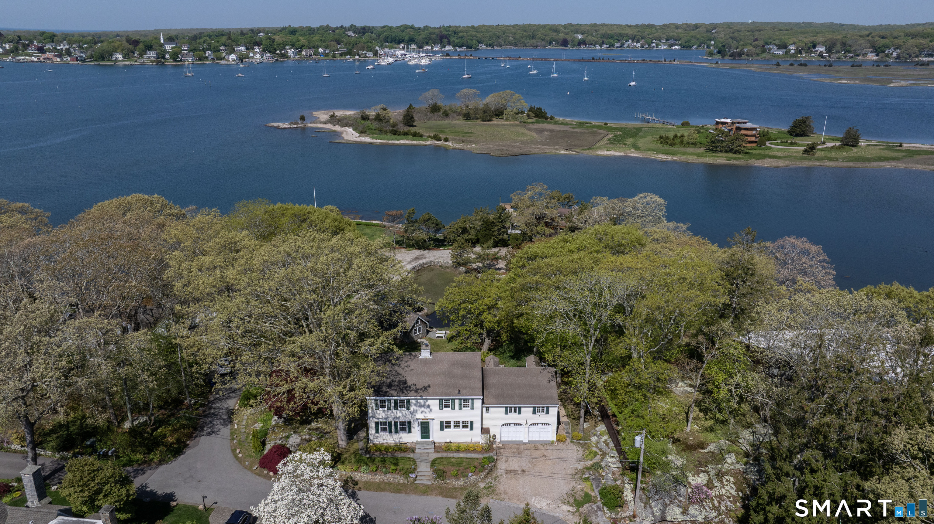 32 Money Point Road Stonington CT 06355