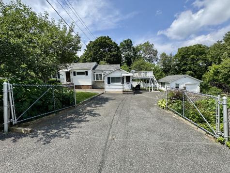 11 Knollcrest Road New Fairfield CT 06812