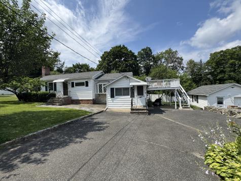 11 Knollcrest Road New Fairfield CT 06812