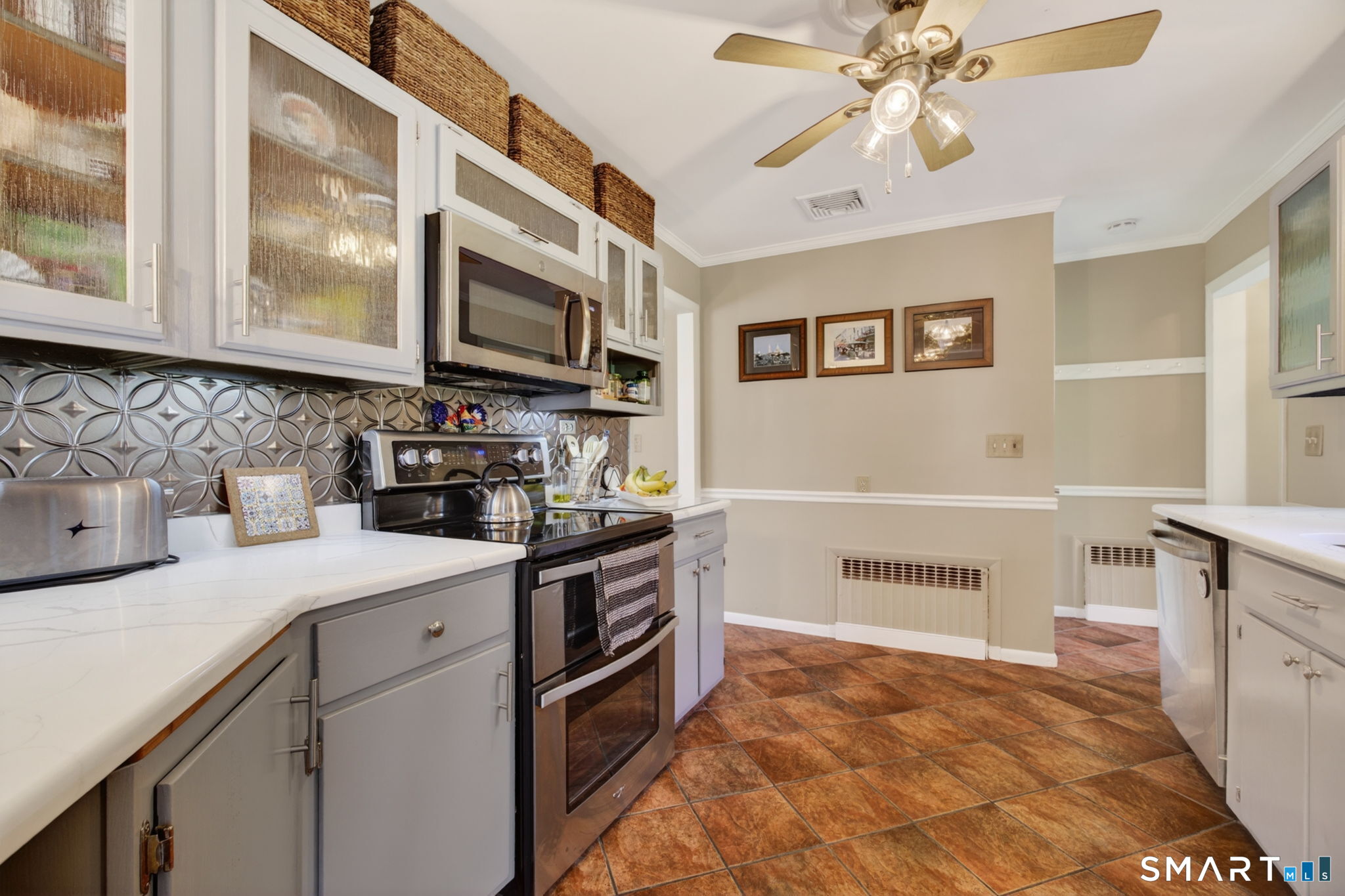 9 Round Hill Drive Monroe CT 06468