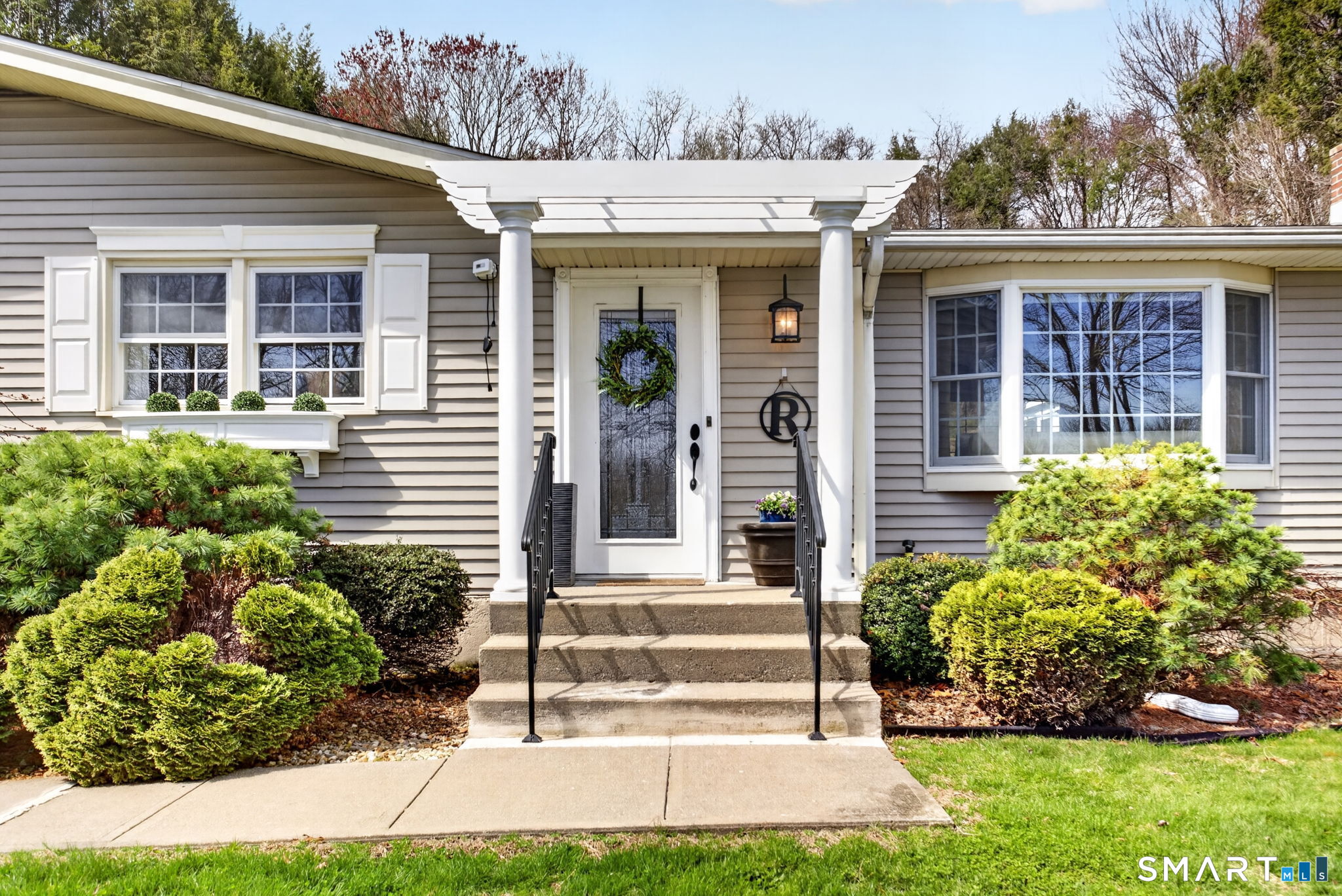 9 Round Hill Drive Monroe CT 06468