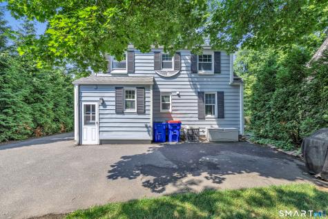 2082 Stratfield Road Fairfield CT 06825