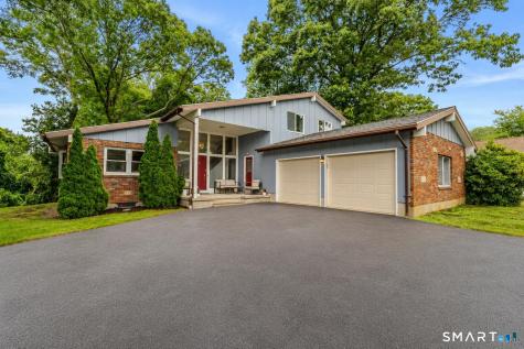 47 Colonial Drive Waterford CT 06385
