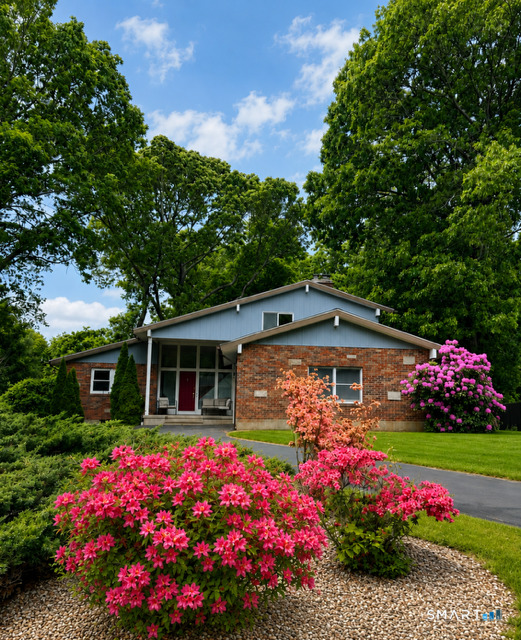 47 Colonial Drive Waterford CT 06385