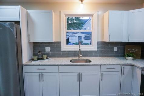 39 South Whitney Street Hartford CT 06106