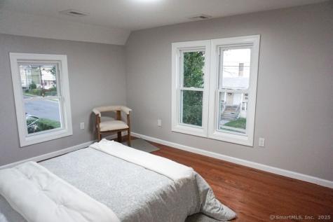 39 South Whitney Street Hartford CT 06106