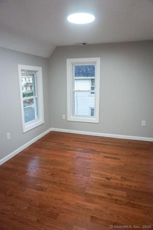 39 South Whitney Street Hartford CT 06106