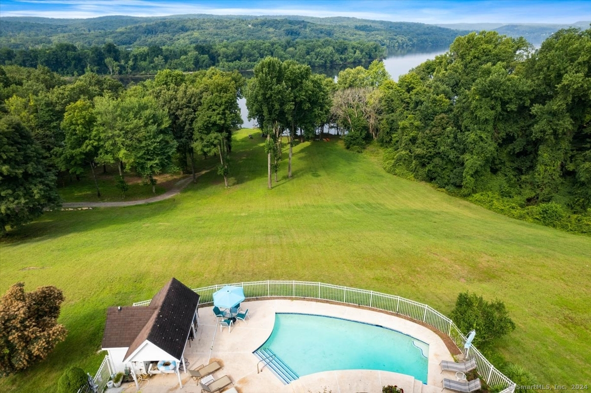 195 Injun Hollow Road Haddam CT 06424