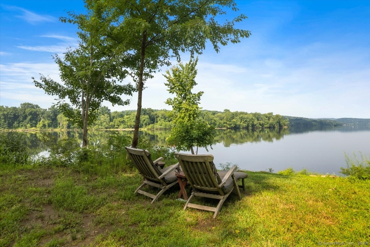195 Injun Hollow Road Haddam CT 06424