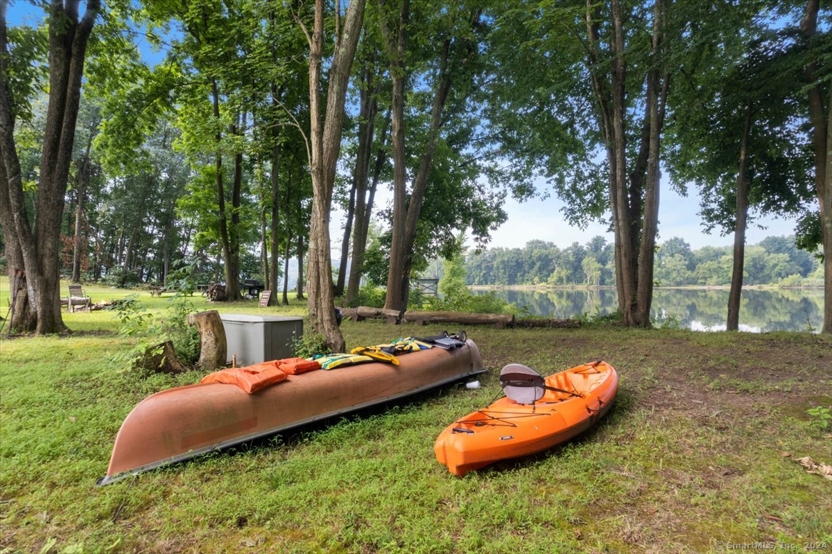 195 Injun Hollow Road Haddam CT 06424