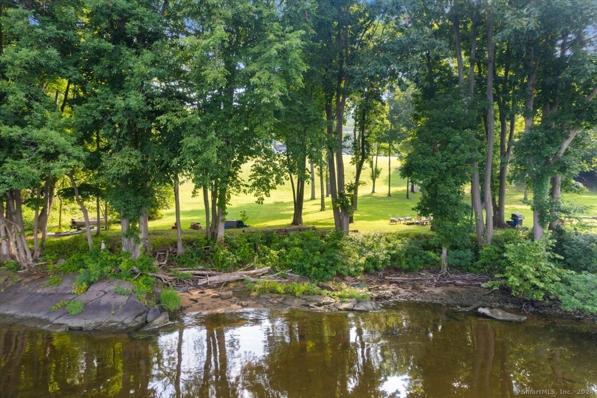 195 Injun Hollow Road Haddam CT 06424