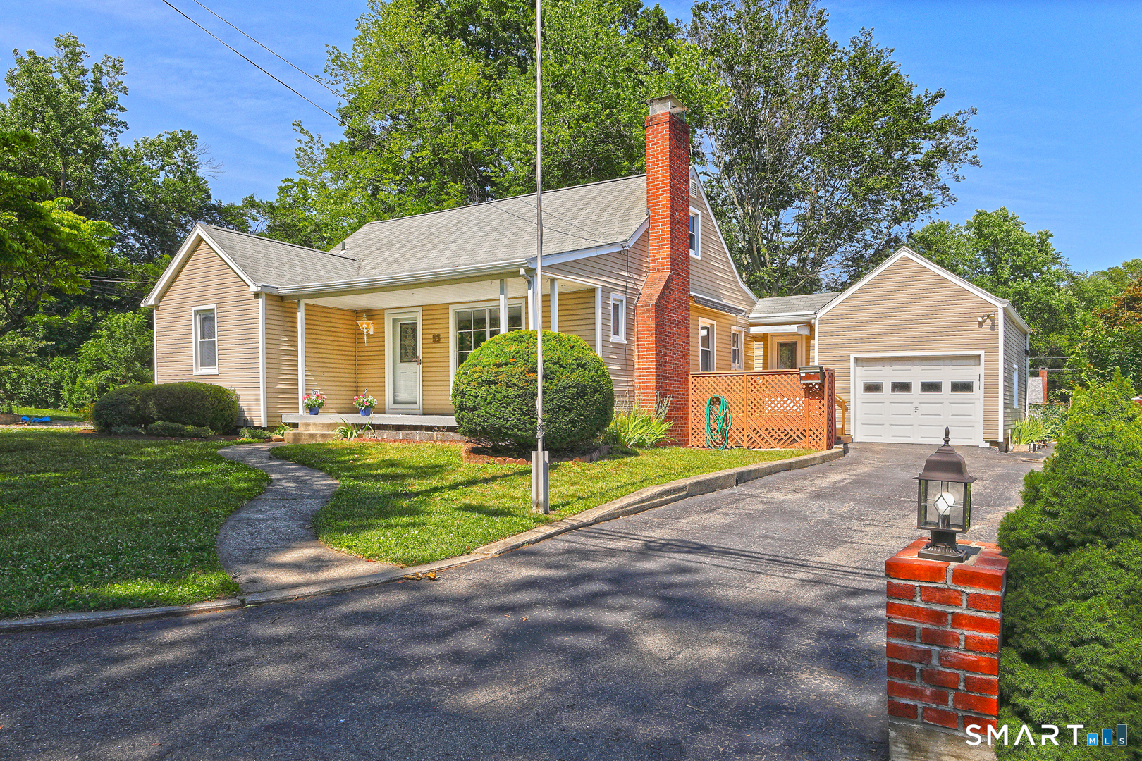 53 Raycroft Street Milford CT 06461