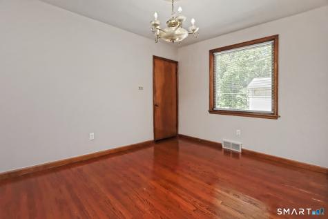 53 Raycroft Street Milford CT 06461