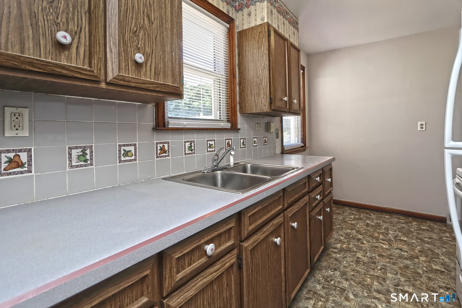 53 Raycroft Street Milford CT 06461