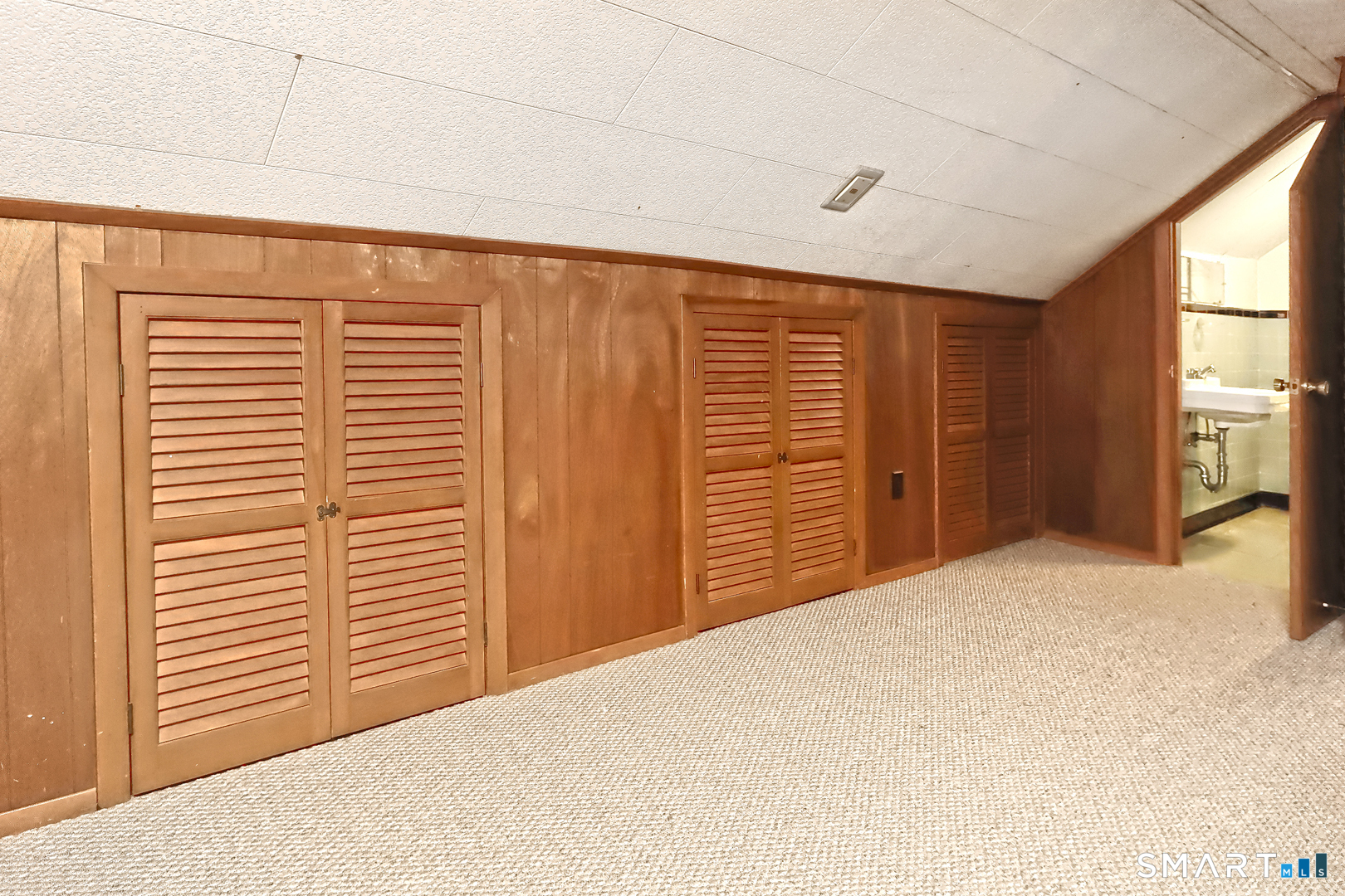 53 Raycroft Street Milford CT 06461