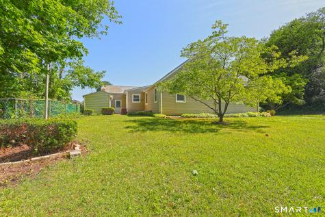 53 Raycroft Street Milford CT 06461