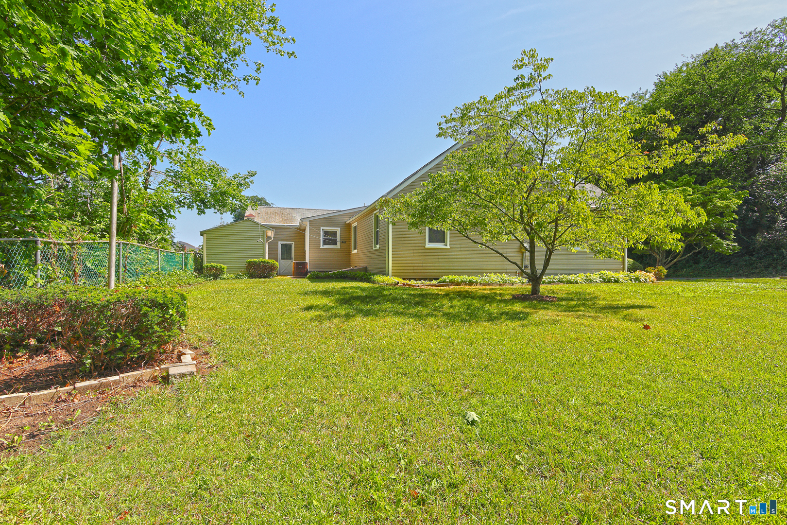 53 Raycroft Street Milford CT 06461