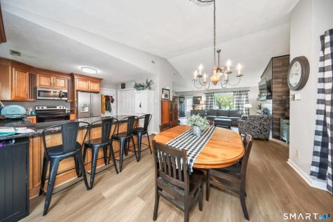 44 Algonquin Way Bristol CT 06010