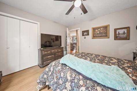 44 Algonquin Way Bristol CT 06010