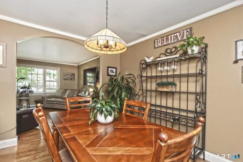 30 Squire Court Milford CT 06460