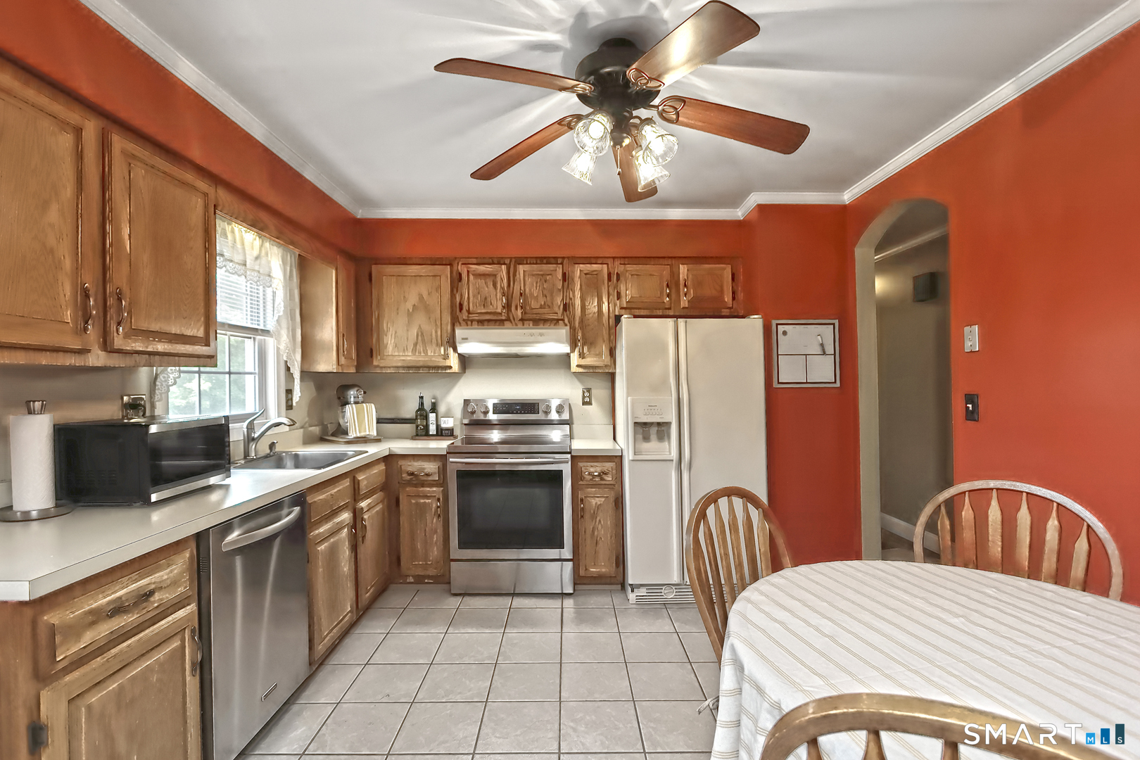 30 Squire Court Milford CT 06460