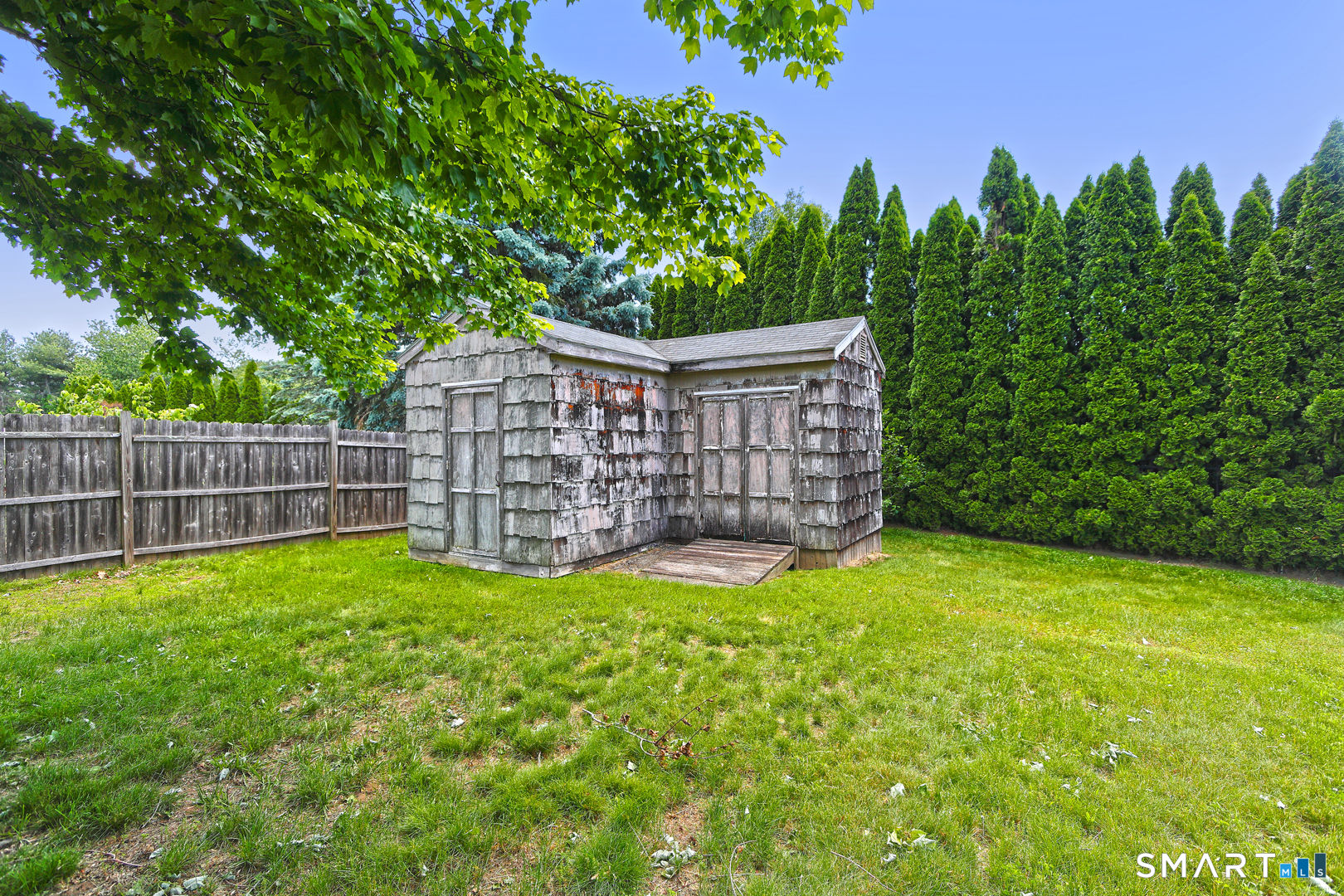 30 Squire Court Milford CT 06460