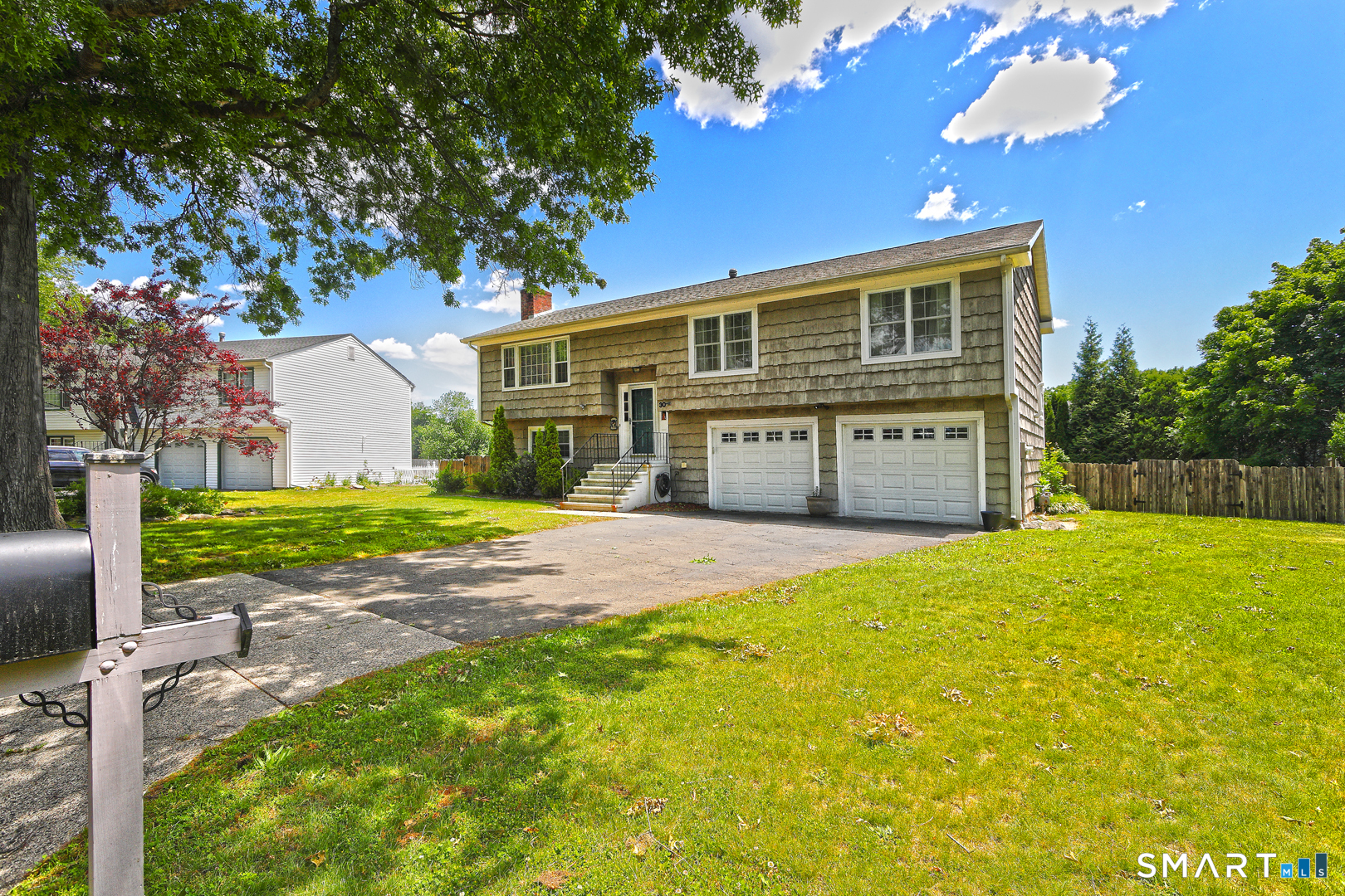 30 Squire Court Milford CT 06460