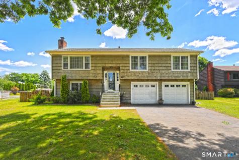 30 Squire Court Milford CT 06460