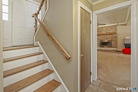 30 Squire Court Milford CT 06460