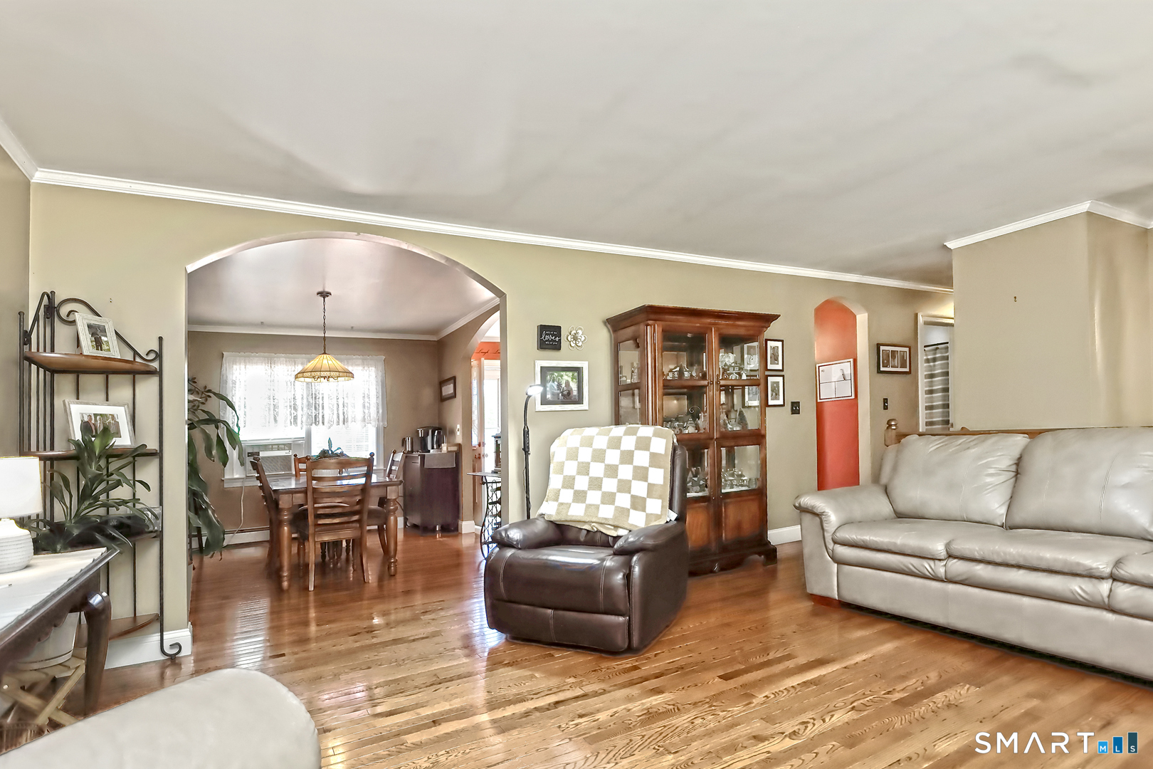 30 Squire Court Milford CT 06460
