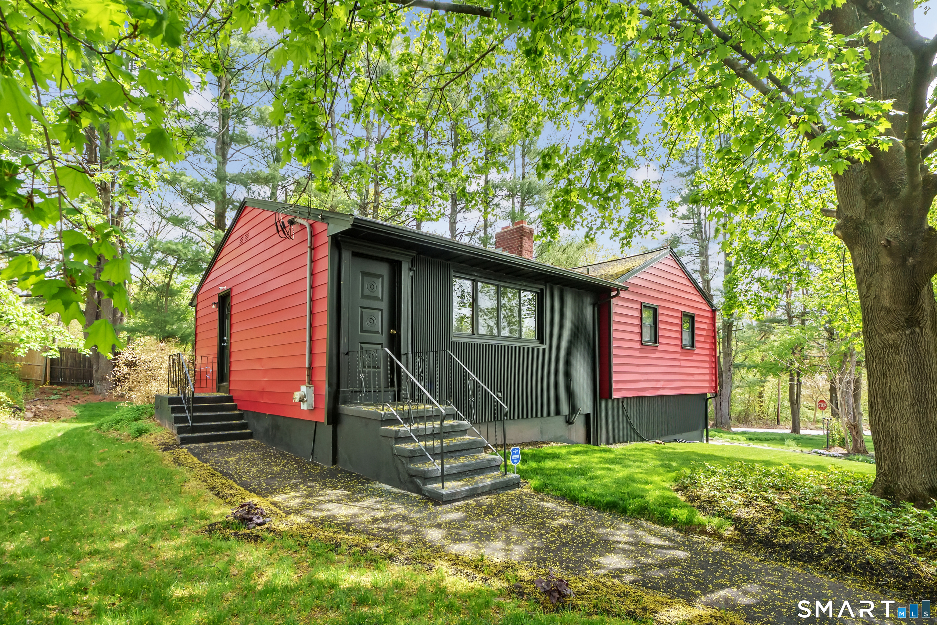 136 Harrison Drive Hamden CT 06514