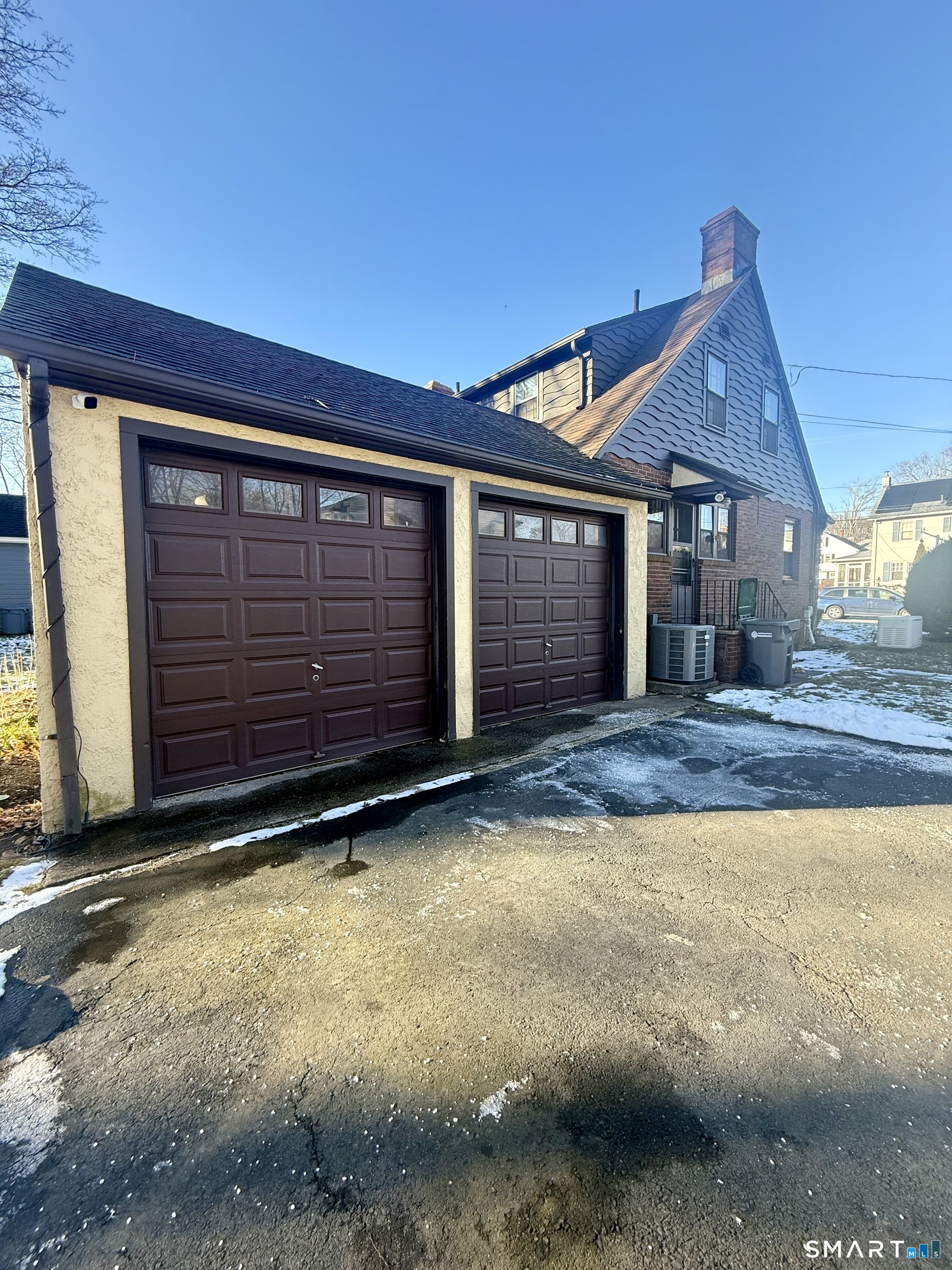 52 Gerard Street Manchester CT 06040