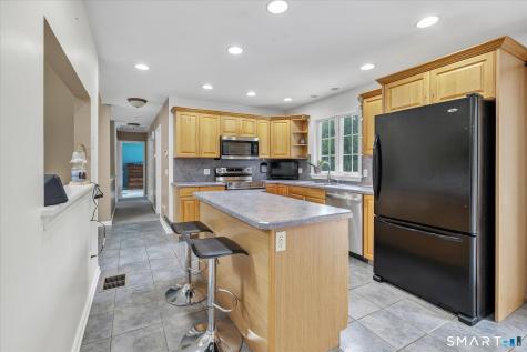 11-R Peach Orchard Road Prospect CT 06712