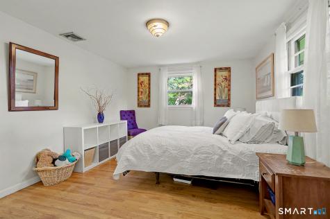 15 Greenleigh Road Fairfield CT 06825
