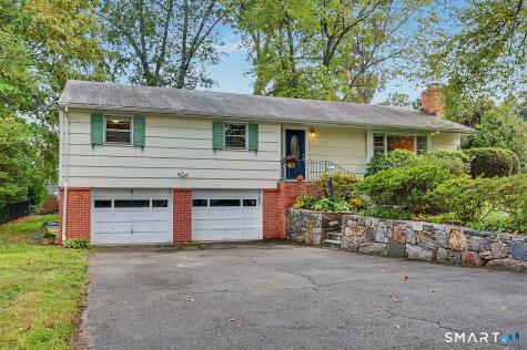 15 Greenleigh Road Fairfield CT 06825