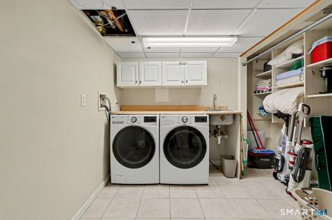 15 Greenleigh Road Fairfield CT 06825