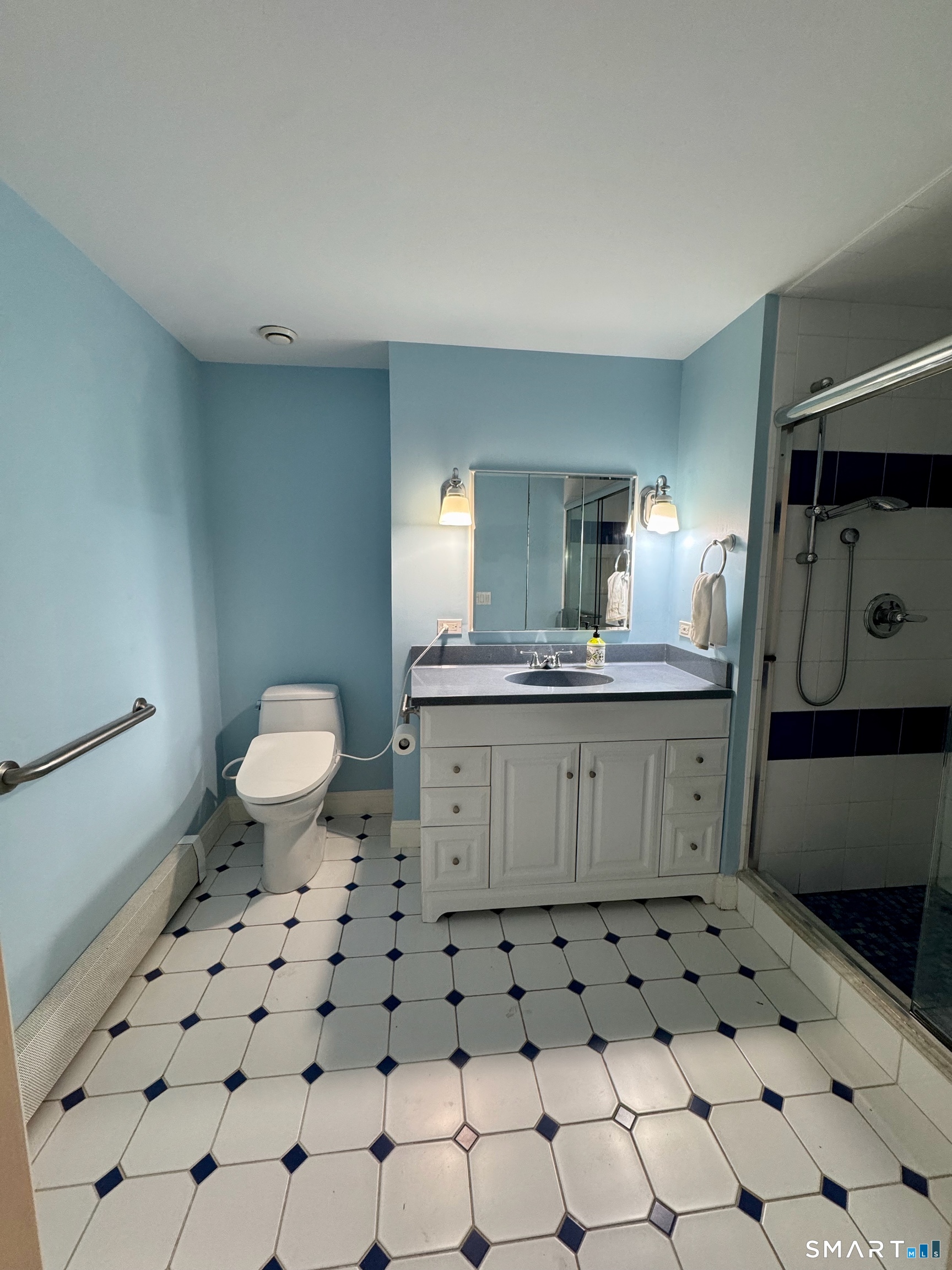 9 Arnold Way South Windsor CT 06074