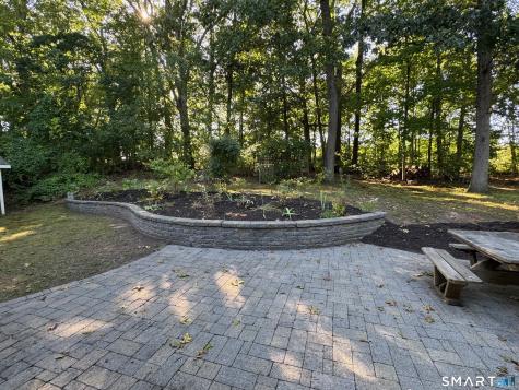 9 Arnold Way South Windsor CT 06074