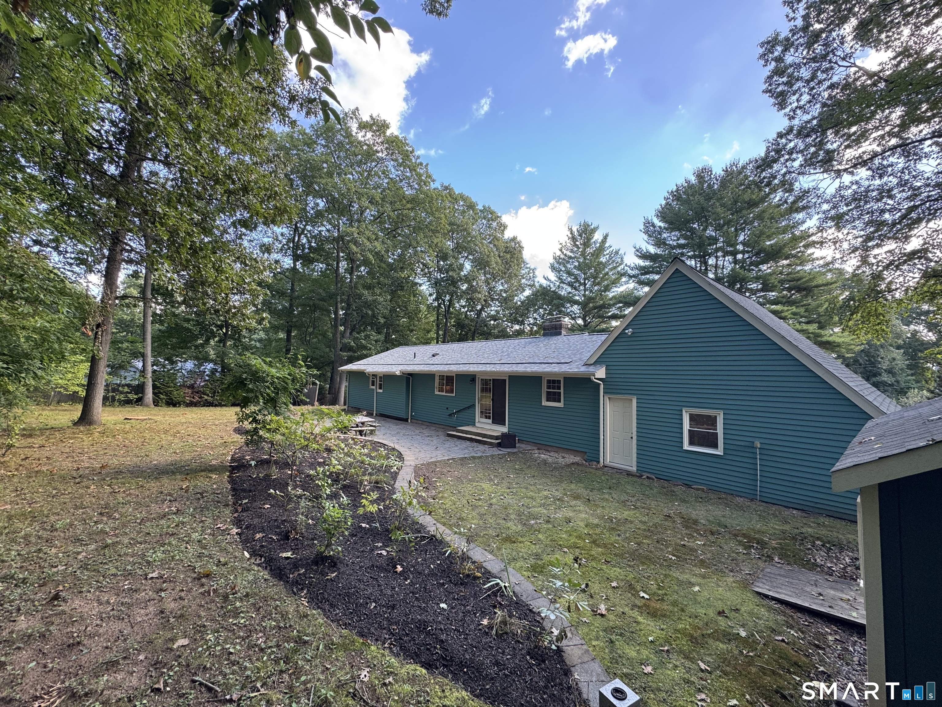 9 Arnold Way South Windsor CT 06074