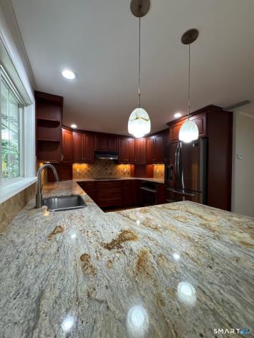 9 Arnold Way South Windsor CT 06074