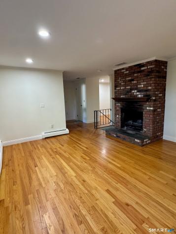 9 Arnold Way South Windsor CT 06074