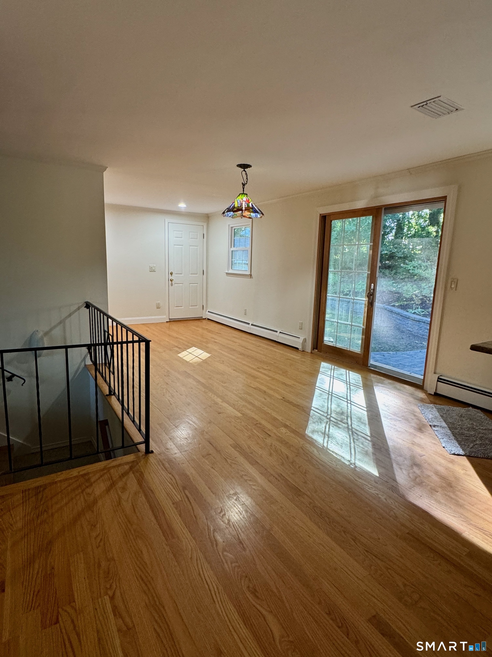 9 Arnold Way South Windsor CT 06074