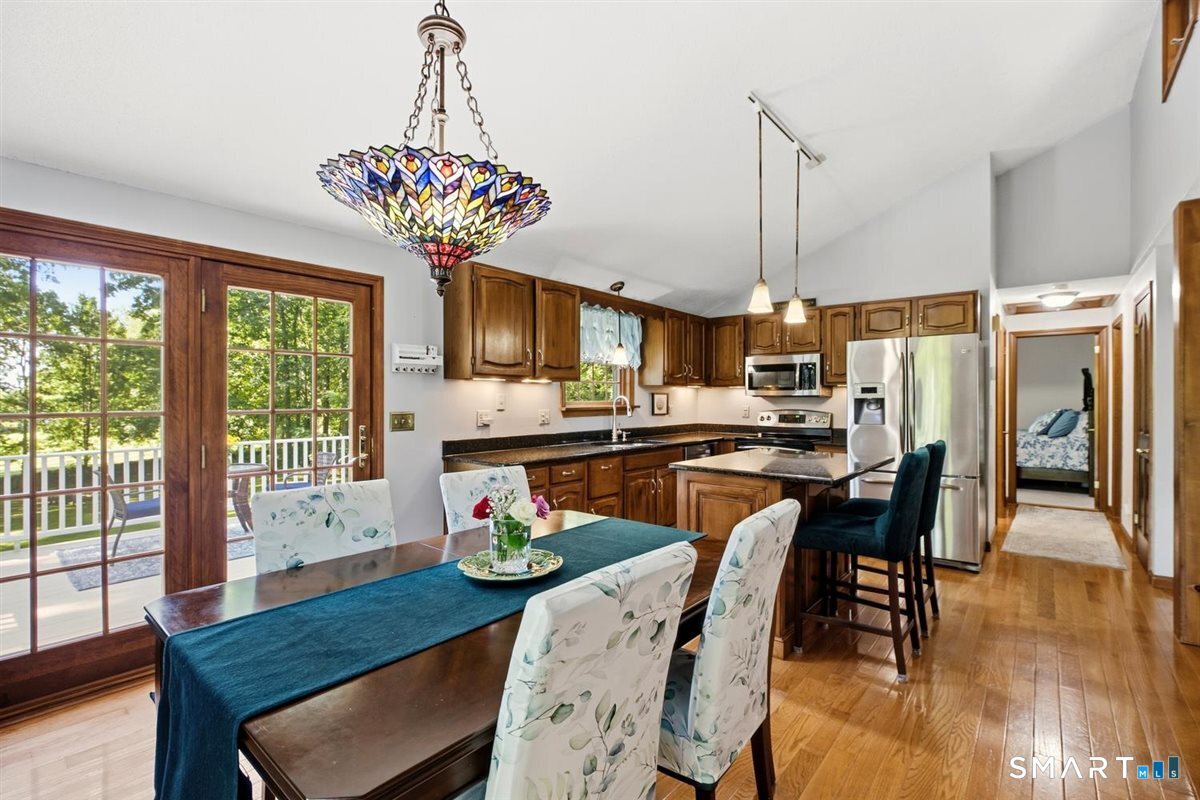 6 Cherrywood Drive Ellington CT 06029