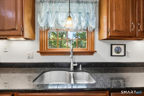 6 Cherrywood Drive Ellington CT 06029