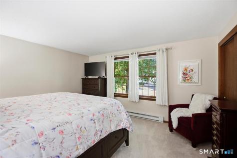 6 Cherrywood Drive Ellington CT 06029