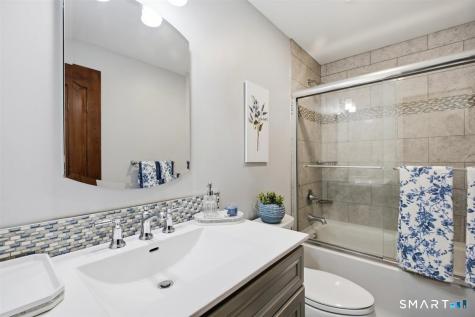 6 Cherrywood Drive Ellington CT 06029