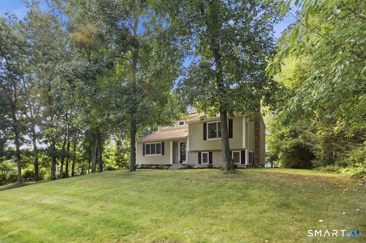 6 Cherrywood Drive Ellington CT 06029